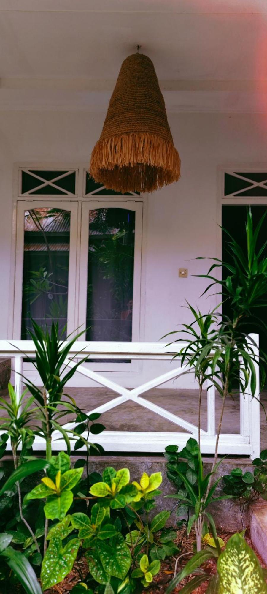 Cafe Des Arts Gili Air Bed & Breakfast Dış mekan fotoğraf